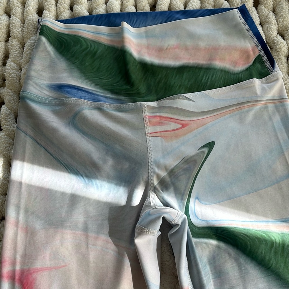 Carbon 38 exercise pants size M